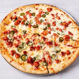 Tandoori Chicken Whole Pizza
